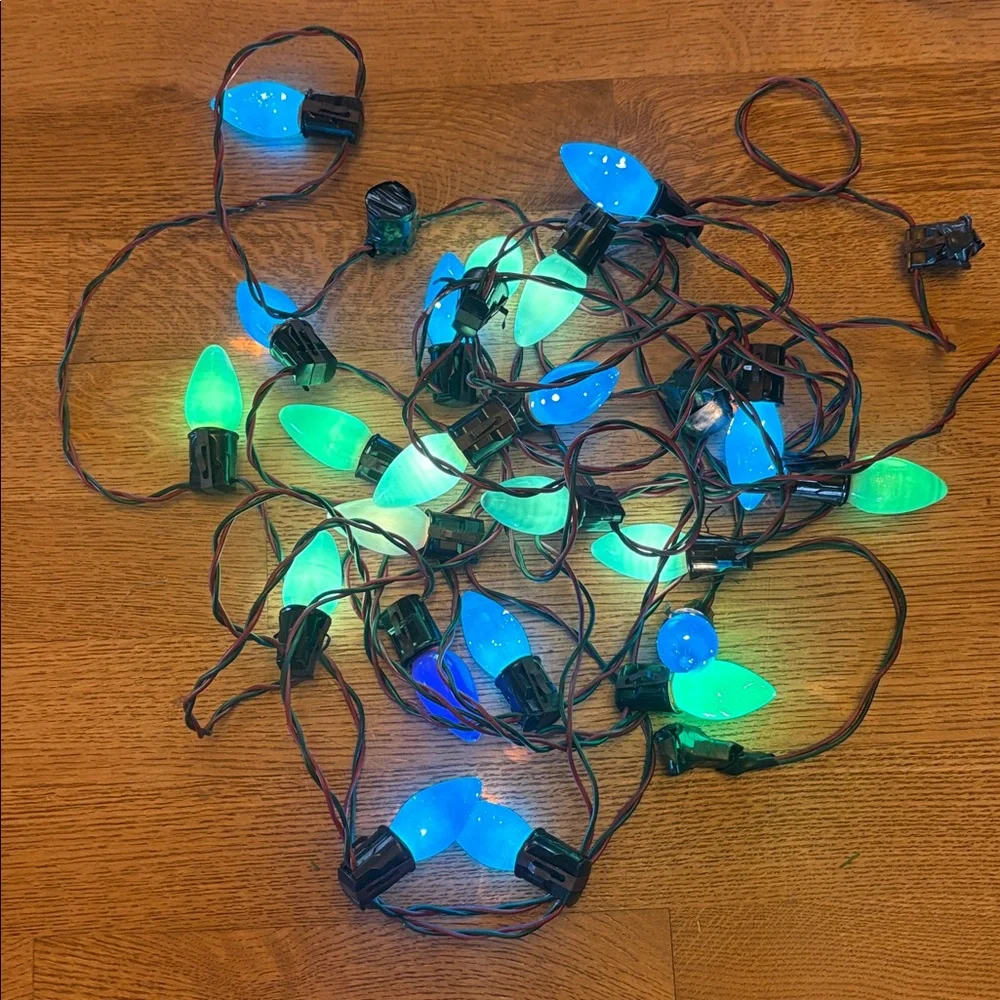 Vintage 50s-60s Christmas Blue & Green 25 Light Strand Size C9